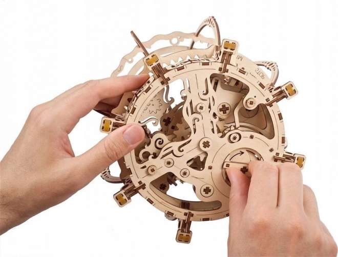 Ugears 3D drewniane mechaniczne puzzle Mechaniczne akwarium