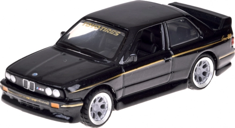 autentyczne detale i metalowe wykonanie