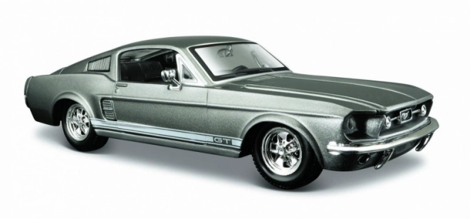 Złożony model Ford Mustang GT 1967 1/24 szary
