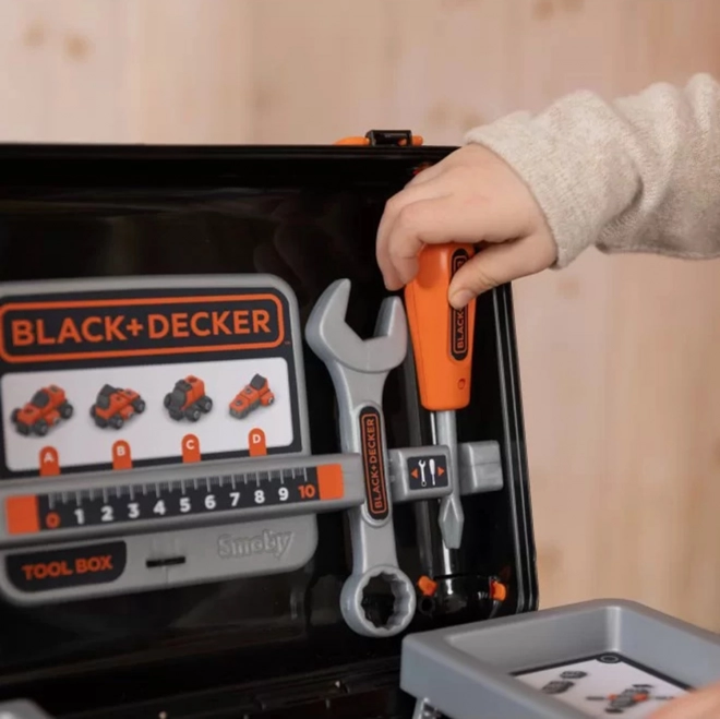 Skrzynka na narzędzia Black + Decker