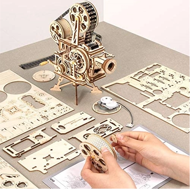 RoboTime 3D drewniane mechaniczne puzzle Filmowy projektor