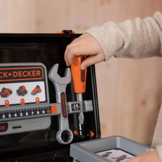 Skrzynka na narzędzia Black + Decker