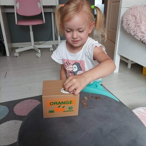Złodziej monet - skarbonka na baterie - Kot