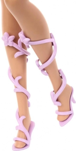 Dopracowane obuwie do wróżkowego looku