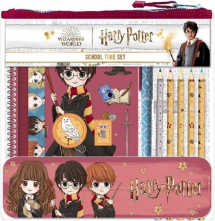 Szkolny i kreatywny zestaw HARRY POTTER w plastikowym etui 24 × 24 × 3 cm