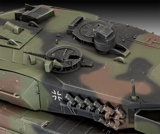 Plastikowy model Leopard 2A6/A6NL