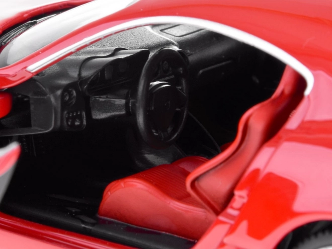 Metalowy model auta Alfa Romeo 8C Competizione skala 1:32