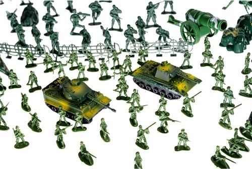 Wytrzymałe figurki na długą zabawę