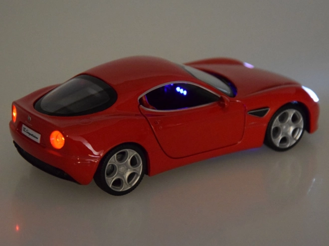 Metalowy model auta Alfa Romeo 8C Competizione skala 1:32