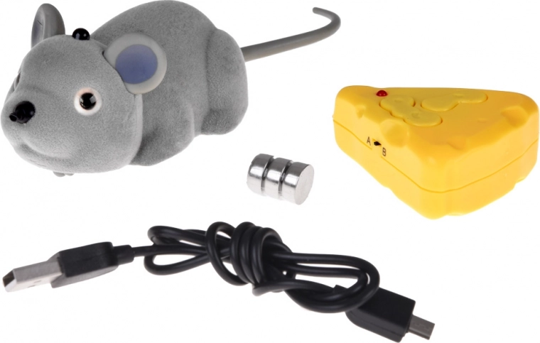 Inteligentny czujnik sensoryczny: mysz ucieka przed złapaniem