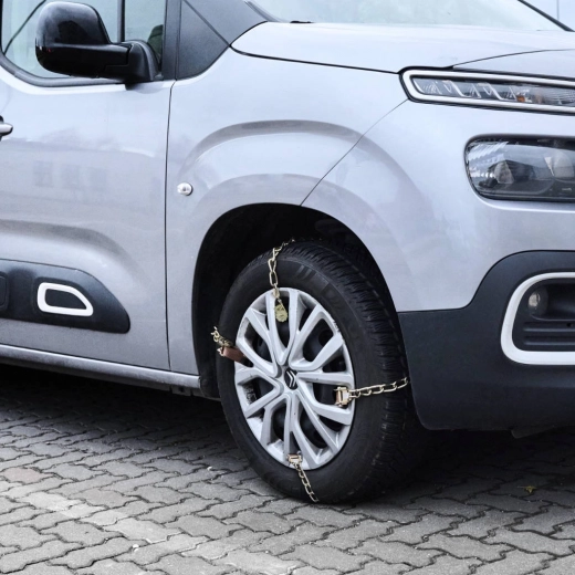 Uniwersalne dla różnych rozmiarów opon