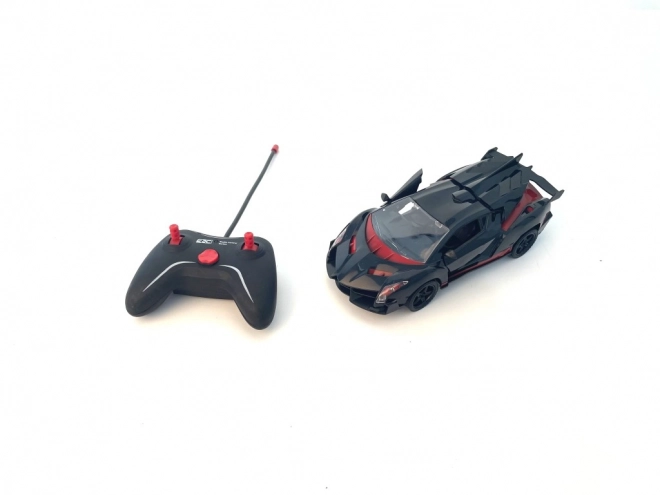 Sportowe auto RC czerwono-czarne w skali 1:18