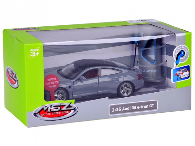 Metalowy model Audi RS e-tron GT Coupé z napędem elektrycznym