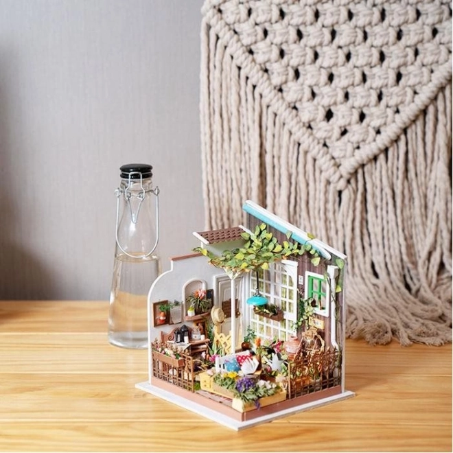Millerowy ogród - DIY miniaturowy domek