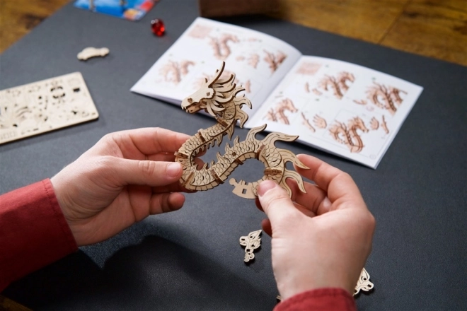 Ugears 3D drewniane mechaniczne puzzle Smok