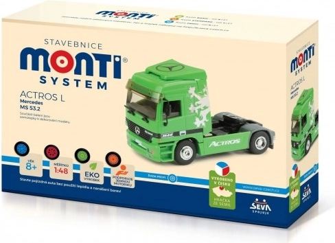 Model do składania Actros L w skali 1:48 - zielony