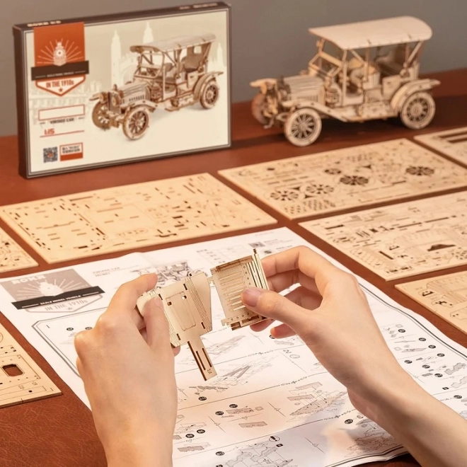 RoboTime drewniane 3D puzzle historyczne auto