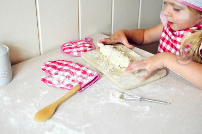 Zestaw Mały Kucharz Strój Kuchenny z Akcesoriami 7 szt.