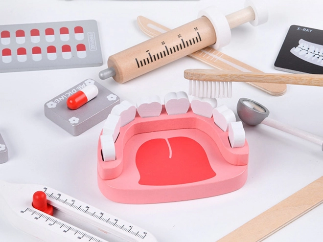 Drewniany zestaw akcesoriów SMALL DENTIST ZA4718