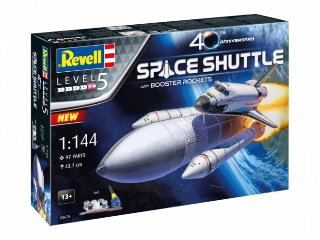 Model Revell Space Shuttle z rakietami wspomagającymi