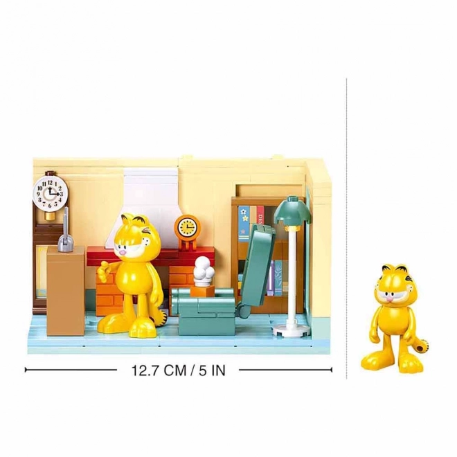 Sluban budowa Garfield w salonie