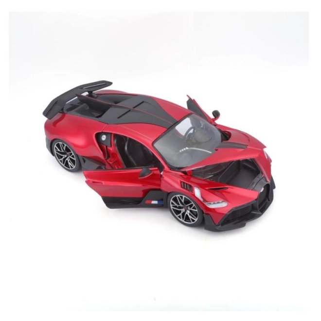 Model Bburago Bugatti Divo czerwony 1:18
