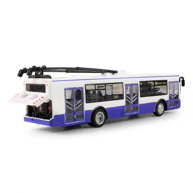 Trolejbus, który ogłasza przystanki po czesku 28 cm niebieski