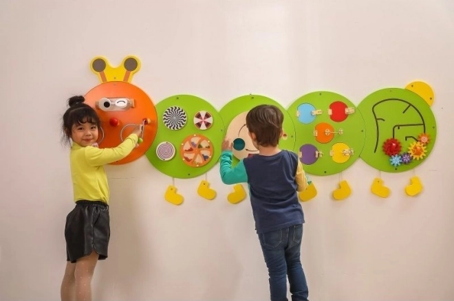 Drewniany montessori panel ścienny - gąsienica
