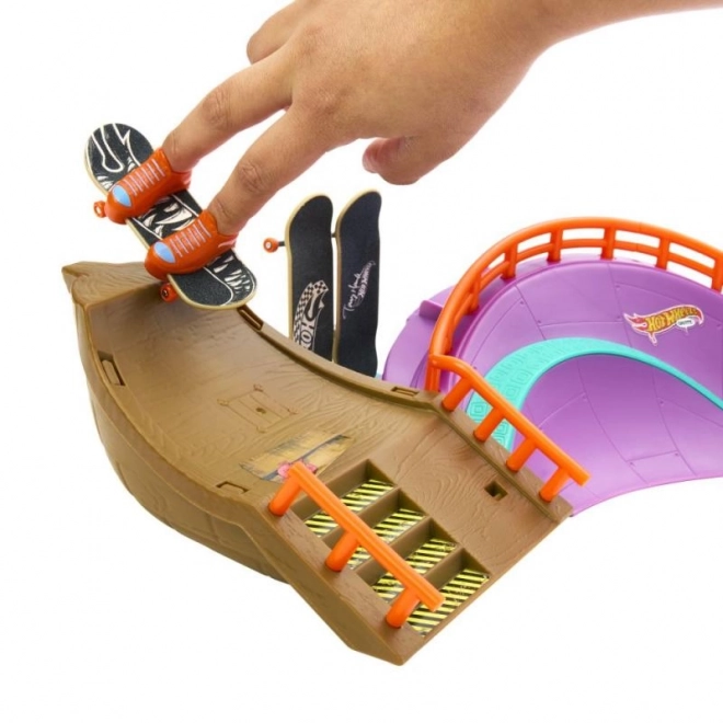 Hot Wheels Skate Octopark z fingerboardem i butami