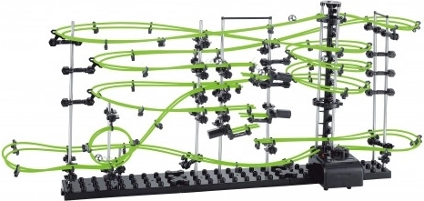 13,5 metra możliwości na pętle i zakręty