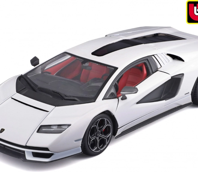 Model Lamborghini Countach LPI 800-4 1:24, Bburago, biały