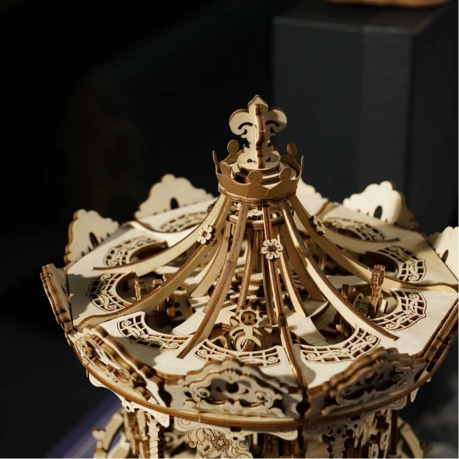 Karuzela z konikami - pozytywka - drewniany model 3D