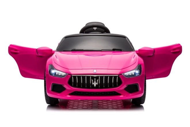 Auto elektryczne Maserati Ghibli różowe