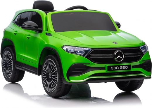 Elektryczne auto Mercedes Benz EQA 250 zielone