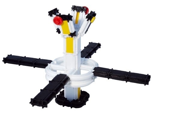 Zestaw konstrukcyjny SEVA KOSMOS Satelity plastikowe 425szt w pudełku 35x33x5cm