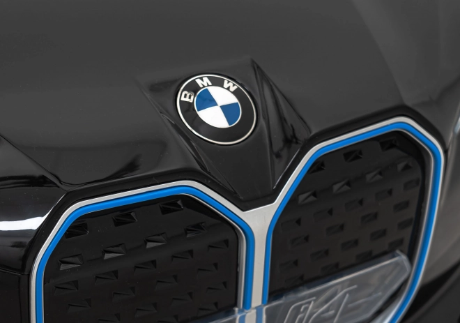 Samochód dziecięcy na baterię BMW i4 – czarne
