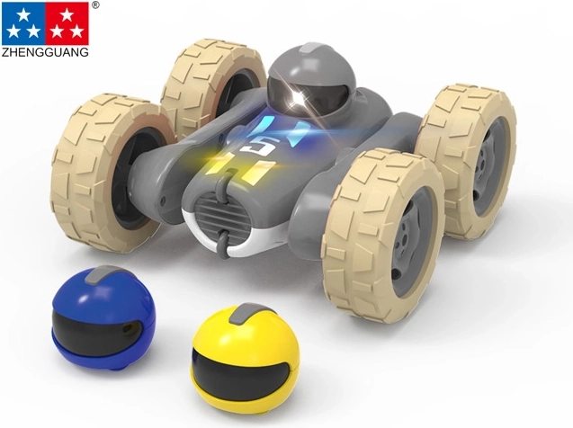 Dwustronny samochód kaskaderski RC 1:24 z pilotem