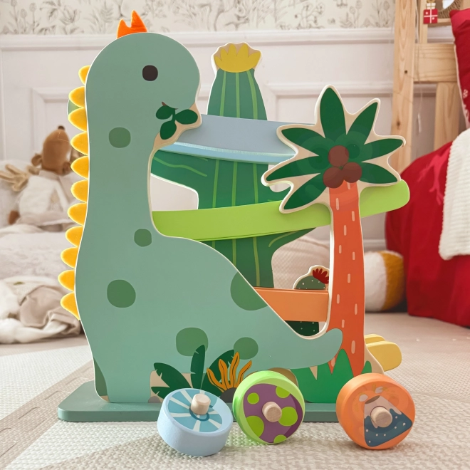 Klasyczna drewniana trasa z dinozaurami