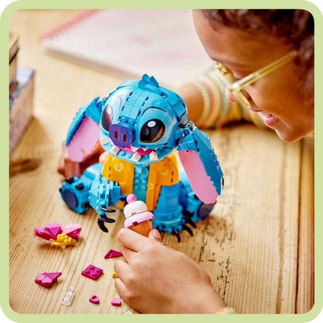 LEGO Disney Stitch z rożkiem