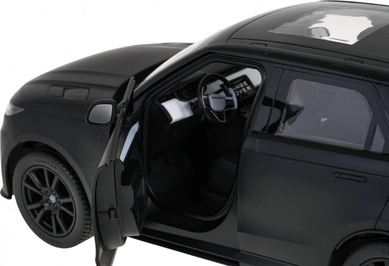 Gumowe koła i niezależne zawieszenie