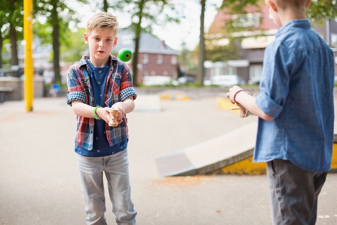 Kendama – japońska gra zręcznościowa dla dzieci