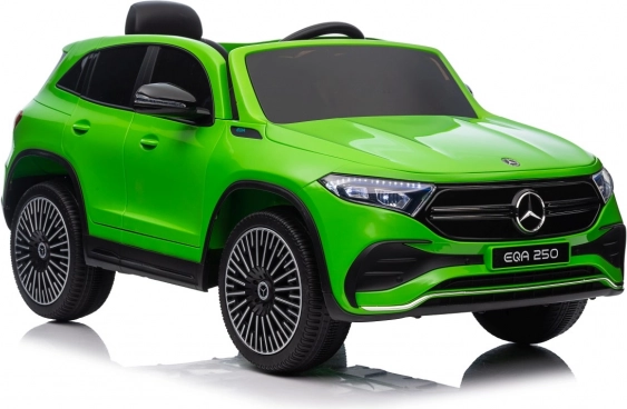 Elektryczne auto Mercedes Benz EQA 250 zielone