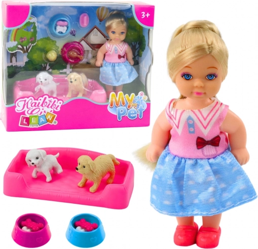 Mini lalka z dwoma pieskami i miskami