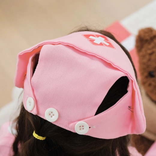 Czepek z krzyżem dla pełnego wyglądu