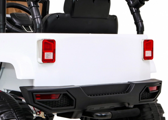 Dziecięcy samochodzik elektryczny All Terrain Jeep Biały