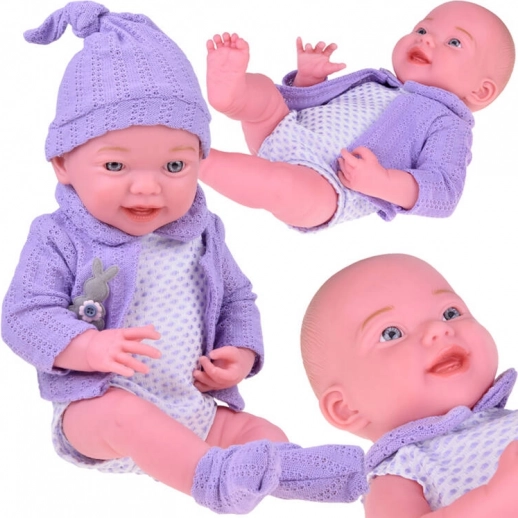Uśmiechnięta lalka niemowlę 40 cm w fioletowym sweterku