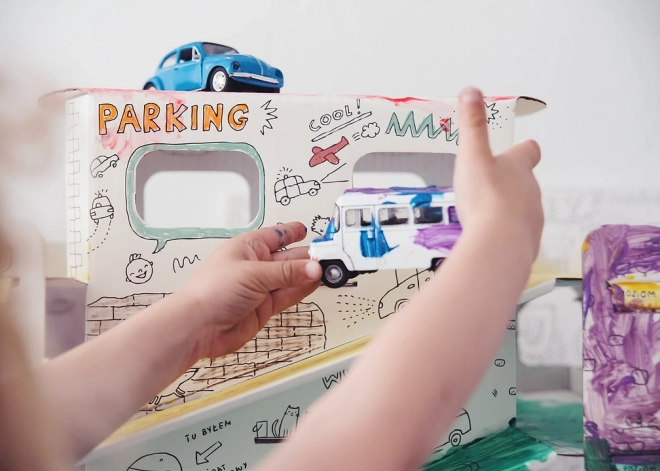 Przestrzenna kolorowanka XXL – kartonowy parking