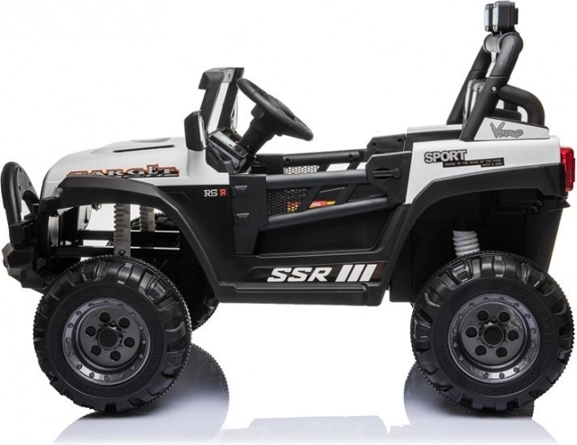 Solidny off-roadowy wygląd i duże koła