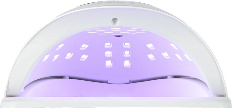 Szybkie i równomierne utwardzanie dzięki 45 LED