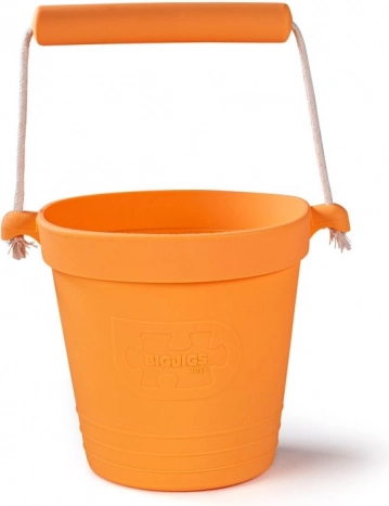 Silikonowe wiaderko plażowe pomarańczowe BIGJIGS TOYS